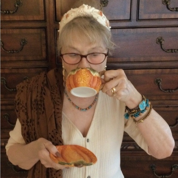 Hi, it's me, Tickie. - Picture 4 of 11